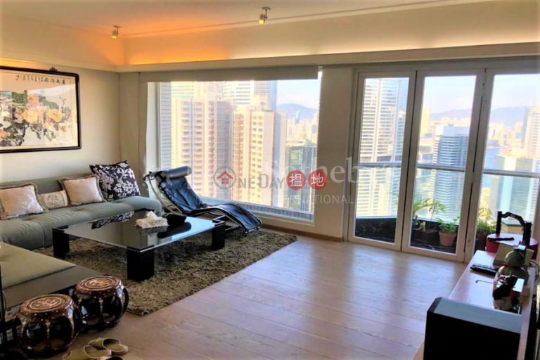 Property for Sale at Bowen Place with 3 Bedrooms