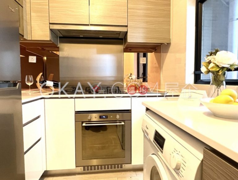 Luxurious 2 bedroom with parking | Rental