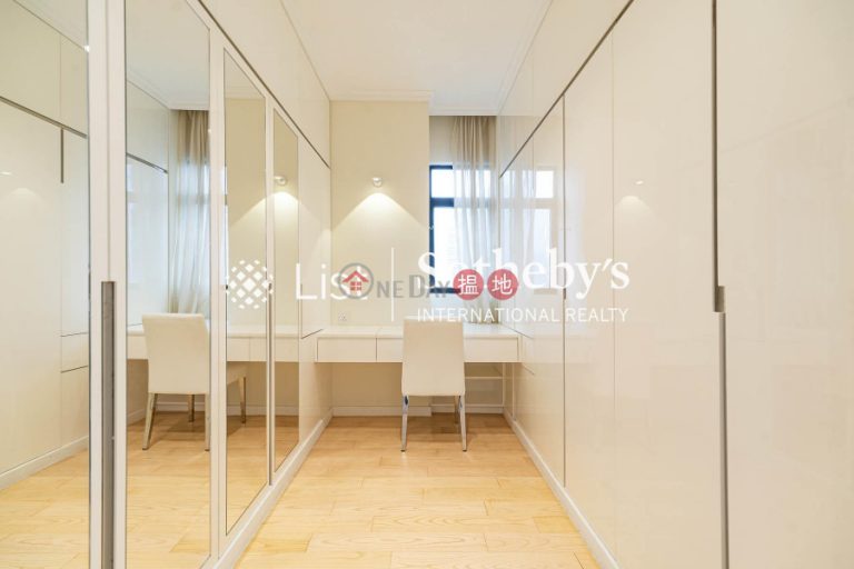Property for Sale at Regent On The Park with 4 Bedrooms