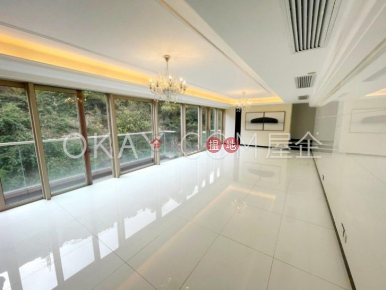 Rare 3 bedroom on high floor with balcony & parking | Rental