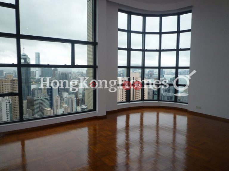 4 Bedroom Luxury Unit for Rent at Queen's Garden