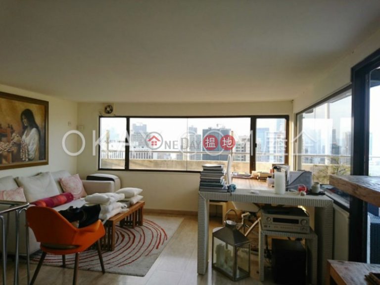 Efficient 2 bed on high floor with rooftop & parking | For Sale