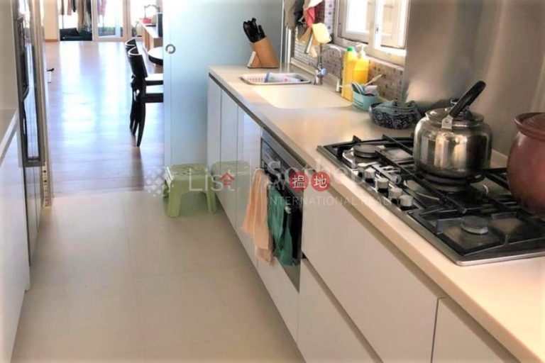 Property for Sale at Bowen Place with 3 Bedrooms