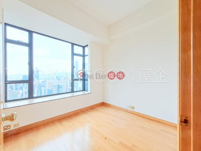 Gorgeous 4 bedroom on high floor with balcony | Rental