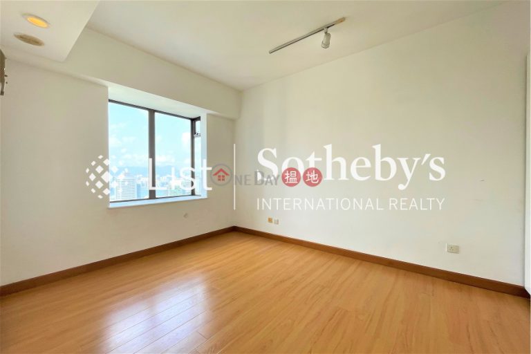 Property for Rent at Grand Bowen with 4 Bedrooms