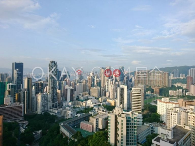 Efficient 2 bed on high floor with rooftop & parking | For Sale
