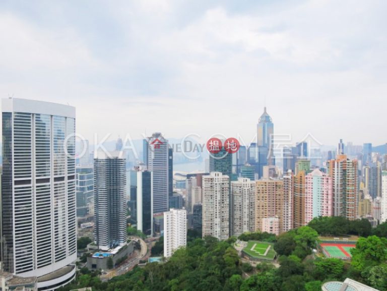 Lovely 3 bedroom with sea views, balcony | Rental