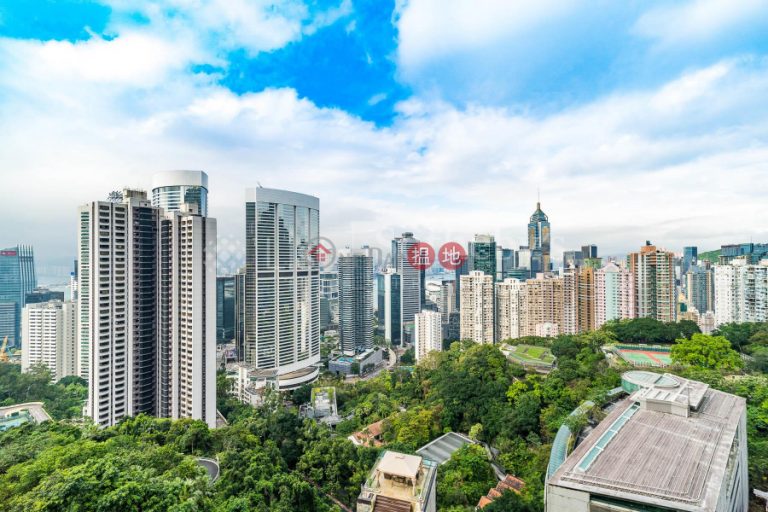 Property for Sale at Bowen Place with 3 Bedrooms