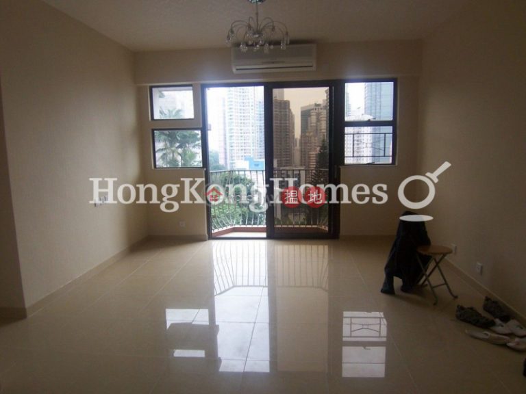 3 Bedroom Family Unit at Camelot Height | For Sale