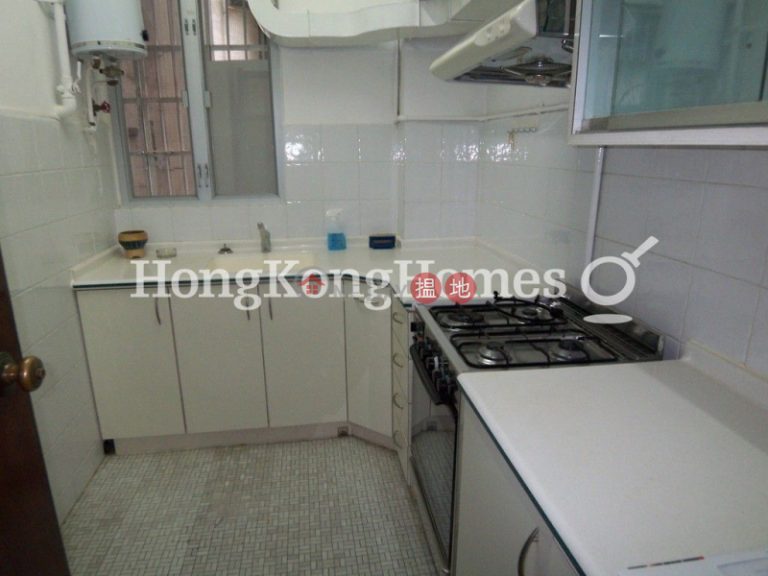 3 Bedroom Family Unit for Rent at South Mansions