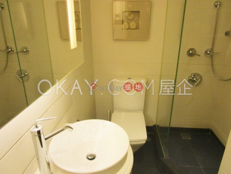 Tasteful 2 bedroom with balcony & parking | Rental