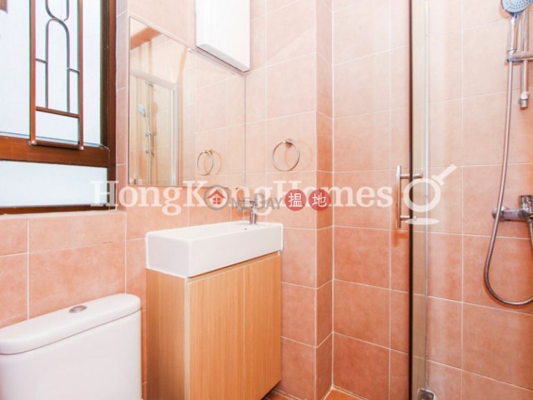 3 Bedroom Family Unit for Rent at Merry Garden