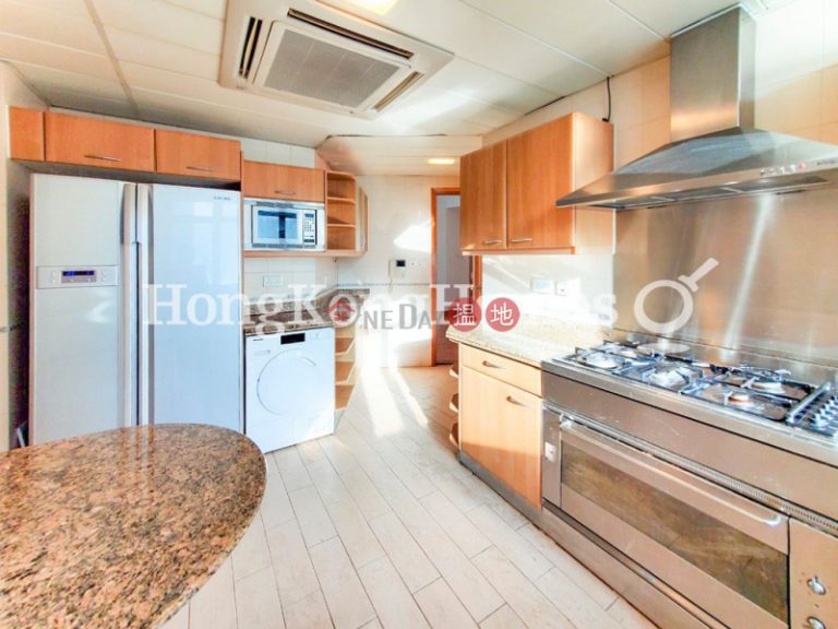 3 Bedroom Family Unit for Rent at Fairlane Tower