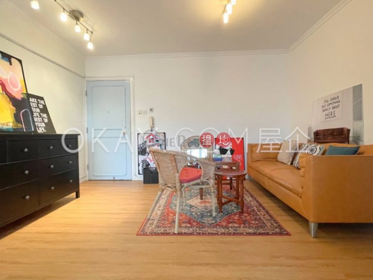 Efficient 3 bedroom on high floor with parking | For Sale