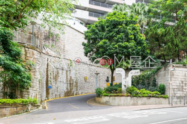 Efficient 2 bedroom with parking | For Sale