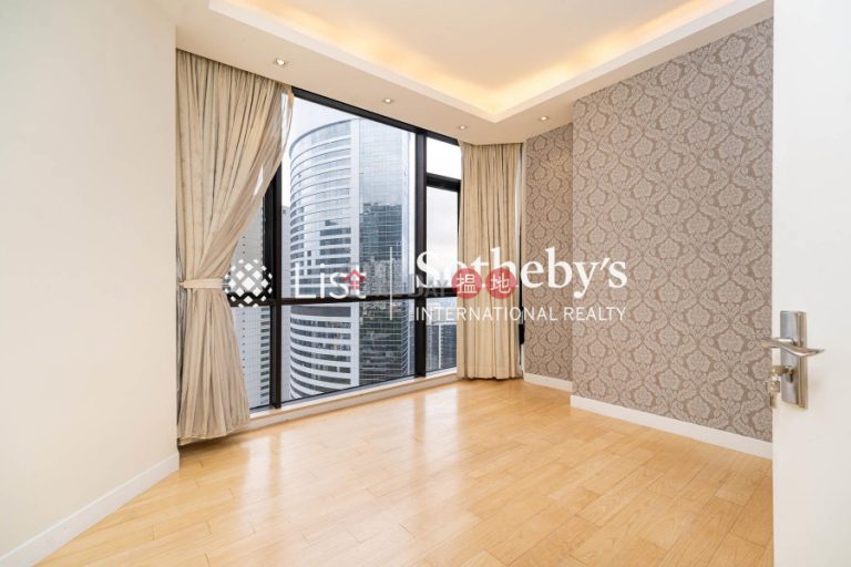 Property for Sale at Regent On The Park with 4 Bedrooms