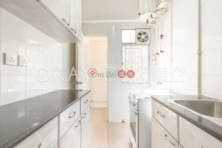 Efficient 3 bedroom on high floor with parking | For Sale