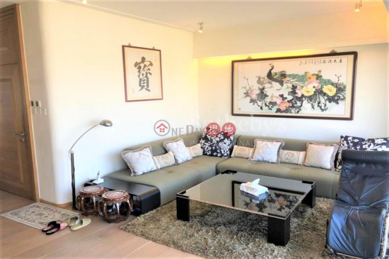 Property for Sale at Bowen Place with 3 Bedrooms
