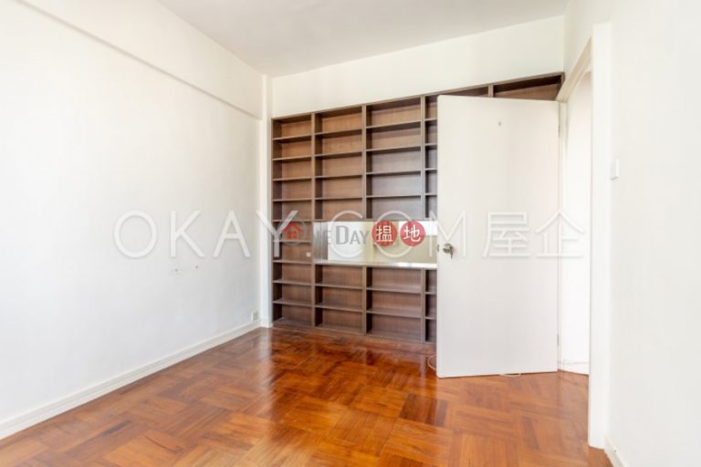 Efficient 3 bedroom on high floor with parking | For Sale