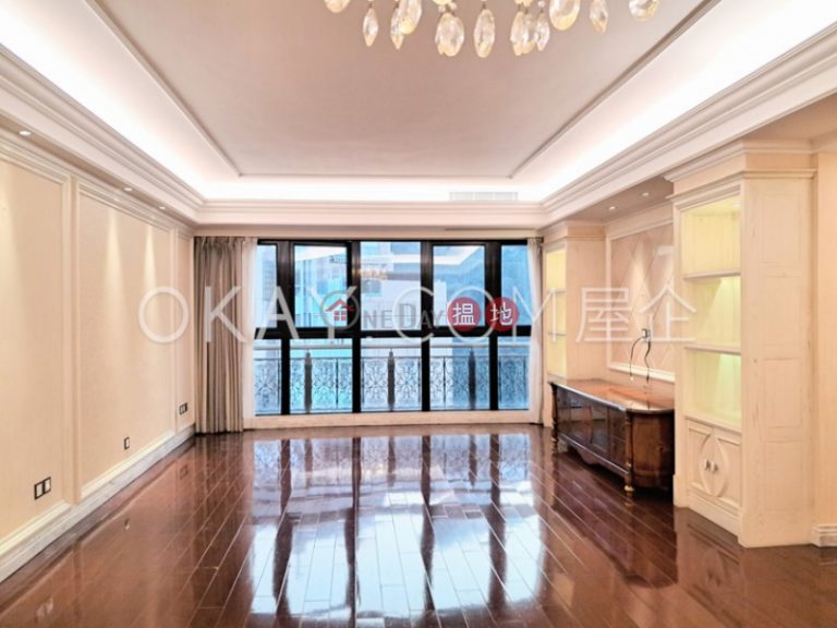 Rare 3 bedroom on high floor with parking | Rental