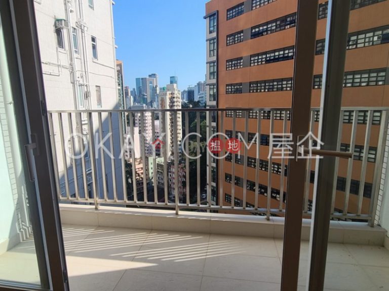 Nicely kept 3 bedroom with balcony & parking | Rental