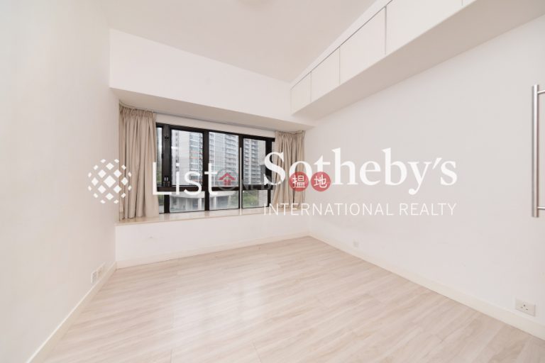 Property for Sale at Bowen Place with 3 Bedrooms