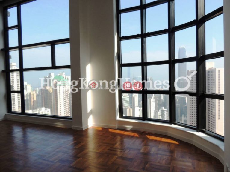 4 Bedroom Luxury Unit for Rent at Queen's Garden