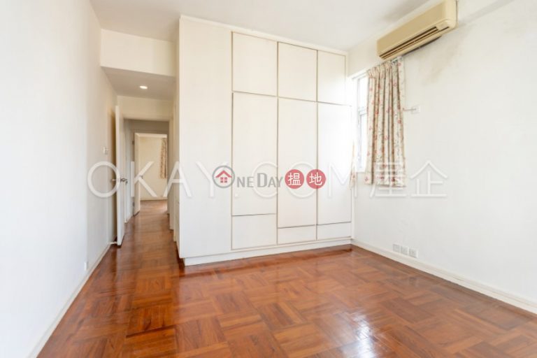 Efficient 3 bedroom on high floor with parking | For Sale