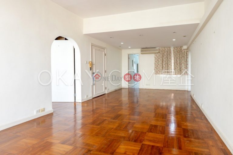 Efficient 3 bedroom on high floor with parking | For Sale