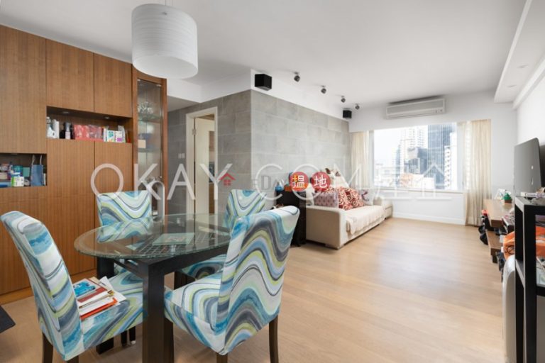 Efficient 3 bedroom on high floor with parking | For Sale