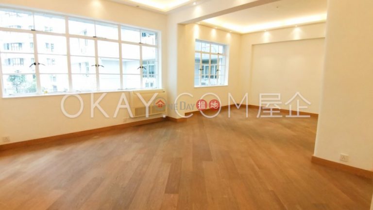 Popular 2 bedroom in Mid-levels Central | Rental