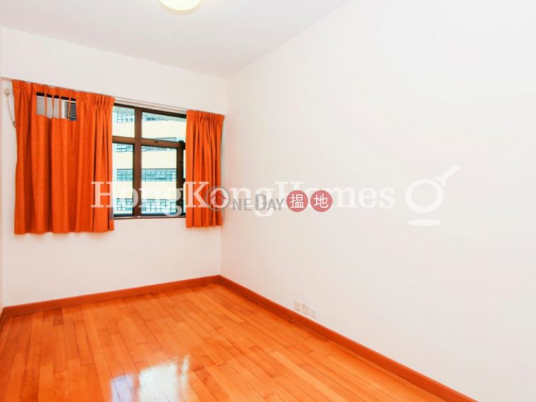 3 Bedroom Family Unit for Rent at Merry Garden