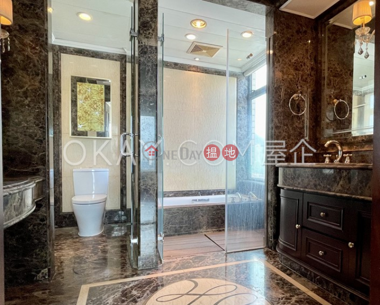 Unique 4 bed on high floor with harbour views & balcony | Rental