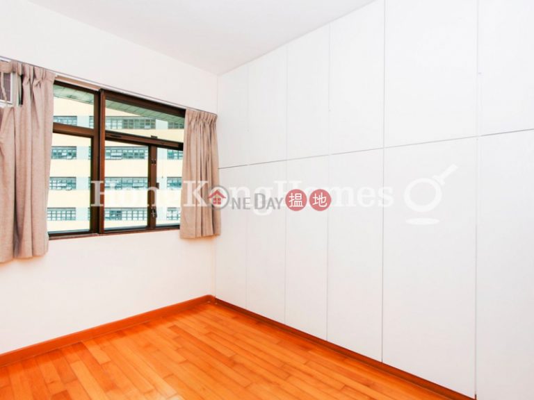 3 Bedroom Family Unit for Rent at Merry Garden
