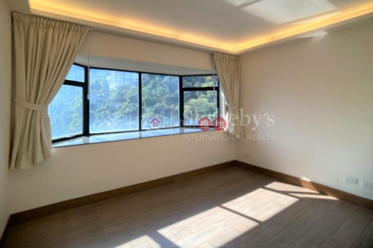 Property for Sale at Regent On The Park with 3 Bedrooms
