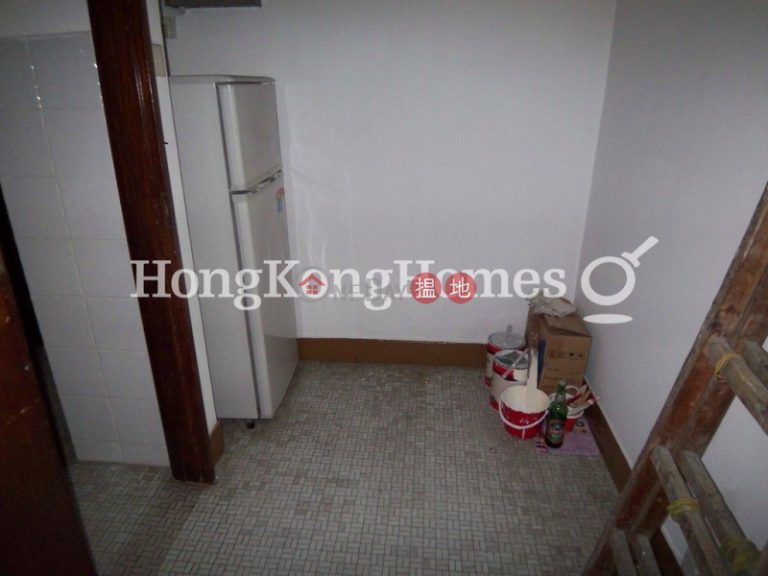 3 Bedroom Family Unit for Rent at South Mansions