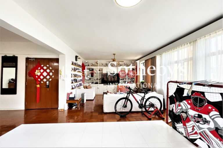 Property for Rent at 1a Robinson Road with 3 Bedrooms