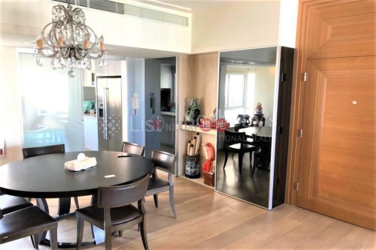 Property for Sale at Bowen Place with 3 Bedrooms