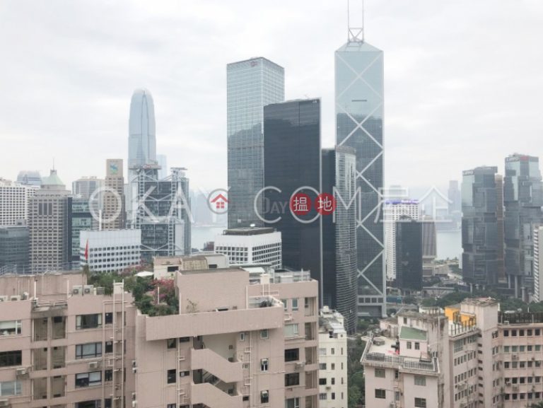Efficient 3 bed on high floor with balcony & parking | Rental