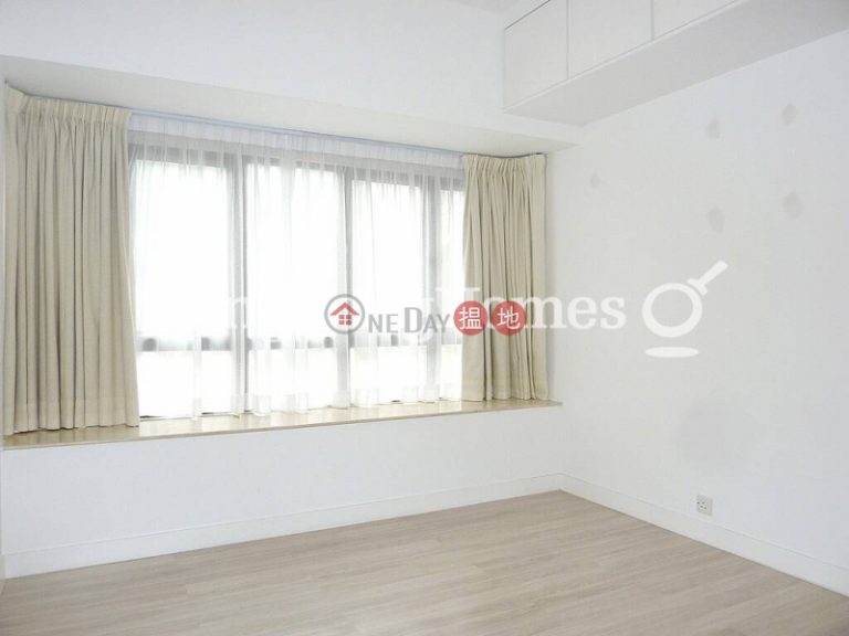 3 Bedroom Family Unit at Bowen Place | For Sale