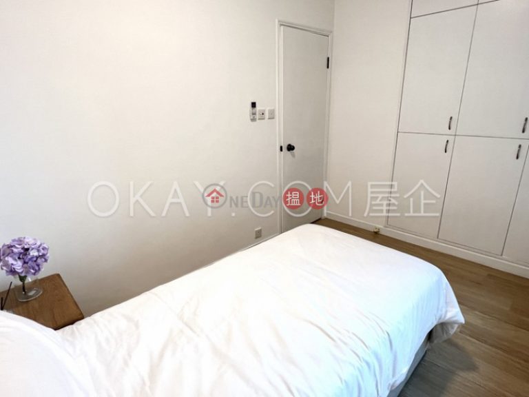 Luxurious 2 bedroom with parking | Rental